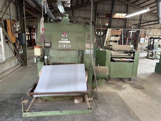 ワイドベルトサンダー